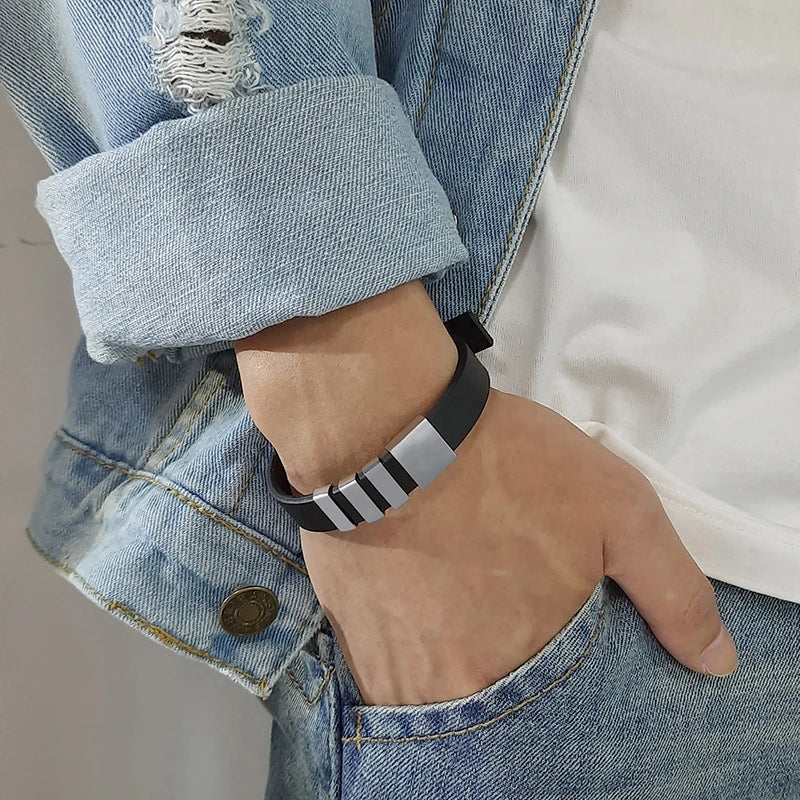 Personalisierte Leder-Armband in Schwarz, einzigartiger Herren-Schmuck
