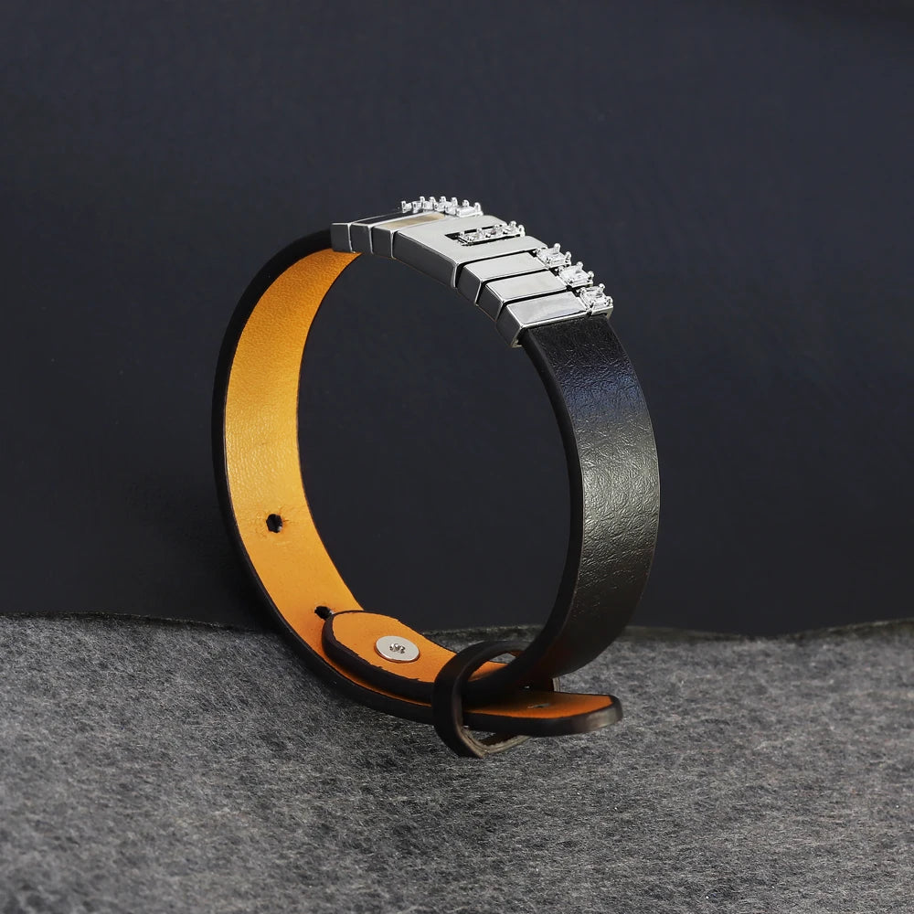 Personalisierbares Lederarmband mit Edelstahl, verstellbares Lederarmband