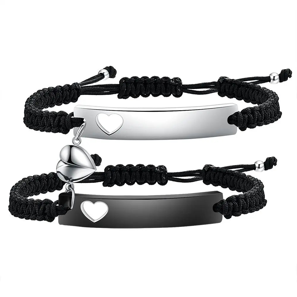 Personalisietes Edelstahl-Paararmband als Set, schwarz gewebt mit Herz-Magnetverschluss