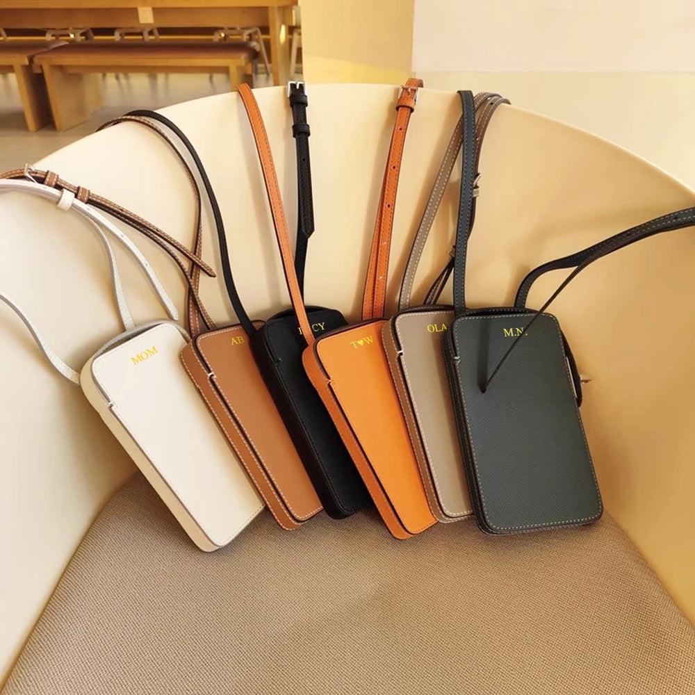 Luxuriöse Handytasche für Frauen aus Echtleder – Personalisiert mit Namensgravur – Stilvolles Crossbody-Accessoire