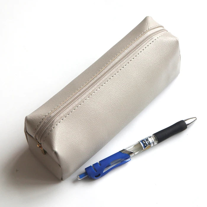 Personalisiertes Stifte-Etui für Büro & Schule – Mit Namensgravur – Stilvolles Accessoire für Stifte oder Make-up-Pinsel
