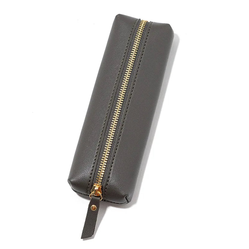 Personalisiertes Leder-Etui für Stifte – Mit Namensgravur – Stilvolles Accessoire für Schule, Büro oder Business
