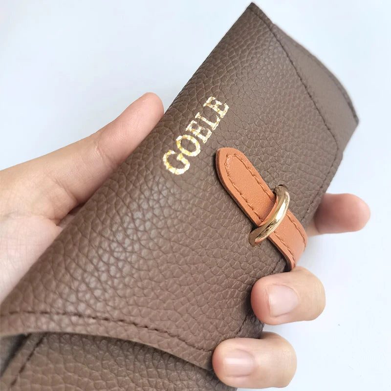 Luxuriöses Leder-Brillenetui mit Namensgravur – Stilvolles & sicheres Reiseaccessoire für Sonnenbrillen