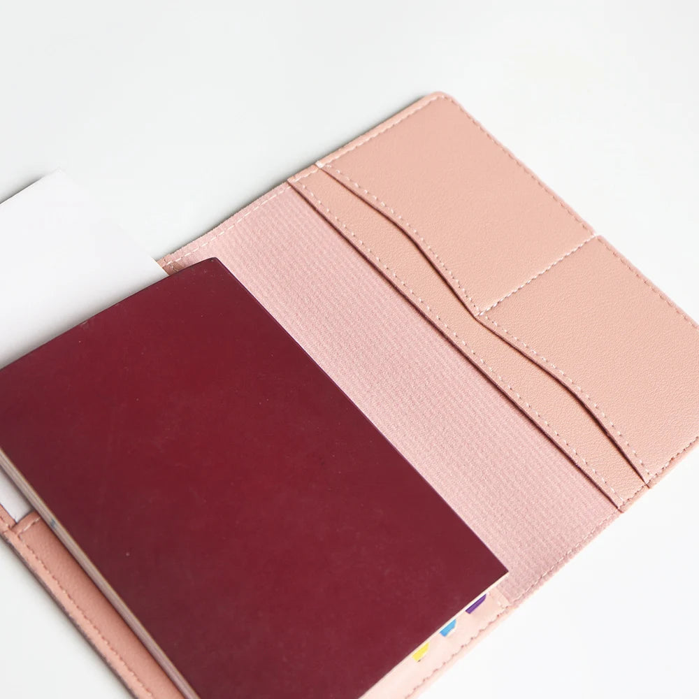 Personalisiertes Reisepass-Cover-Set – Mit Namensgravur – Stilvolles & praktisches Reiseaccessoire