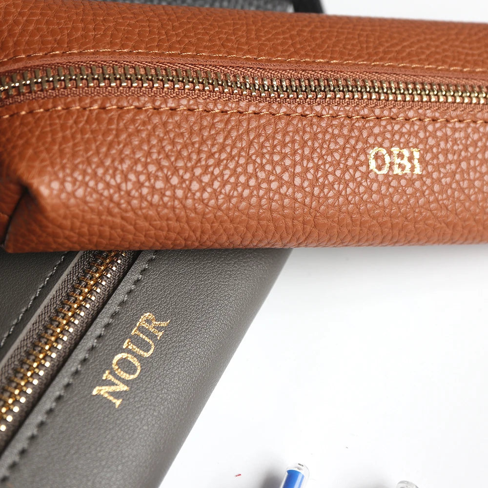 Personalisiertes Leder-Etui für Stifte – Mit Namensgravur – Stilvolles Accessoire für Schule, Büro oder Business