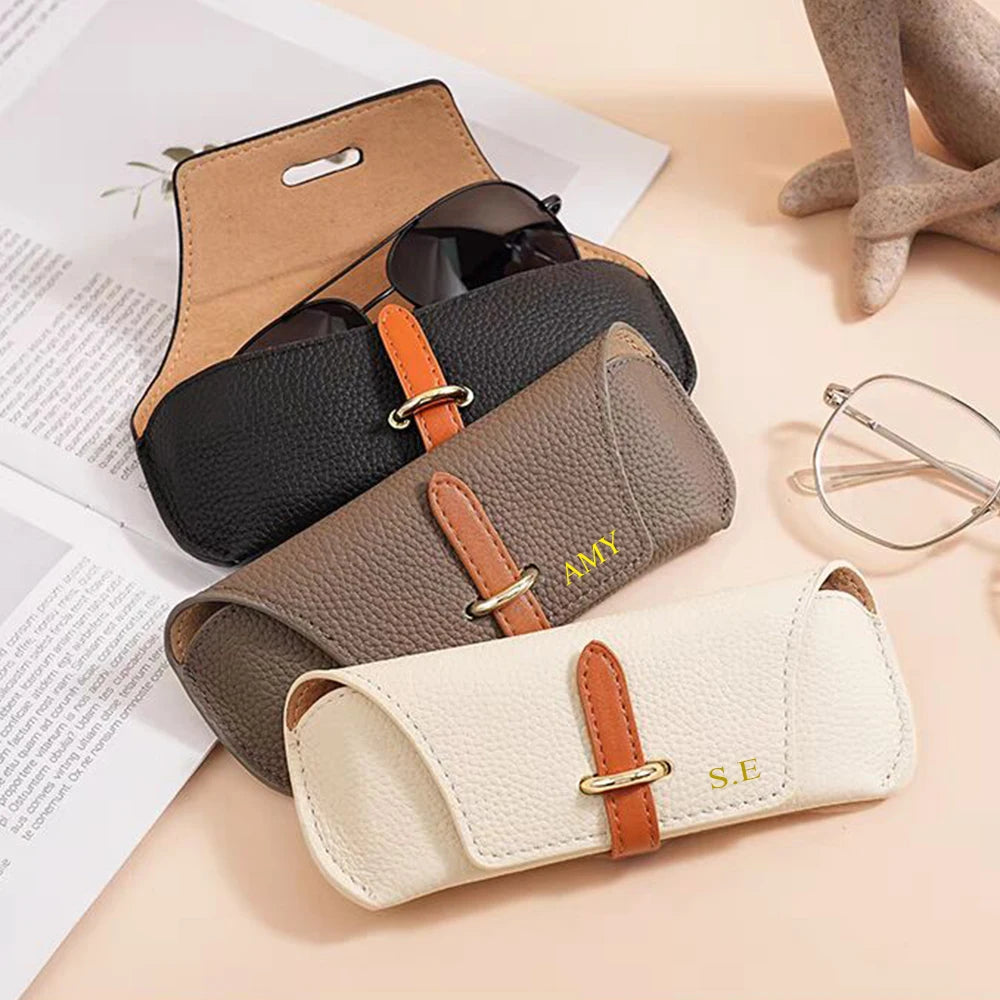 Luxuriöses Leder-Brillenetui mit Namensgravur – Stilvolles & sicheres Reiseaccessoire für Sonnenbrillen