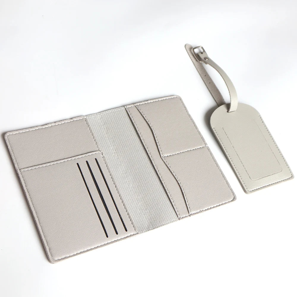 Personalisiertes Reisepass-Cover-Set – Mit Namensgravur – Stilvolles & praktisches Reiseaccessoire