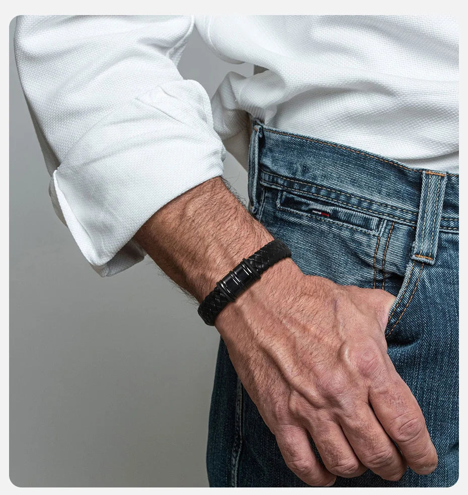 Personalisierte Leder-Seilketten-Armband für Männer, individuell mit 2–6 Namen