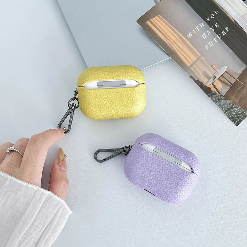 Airpod Pro 4 Etui aus PU-Leder – Mit Namens- oder Initialengravur – Stilvoll und kreativ