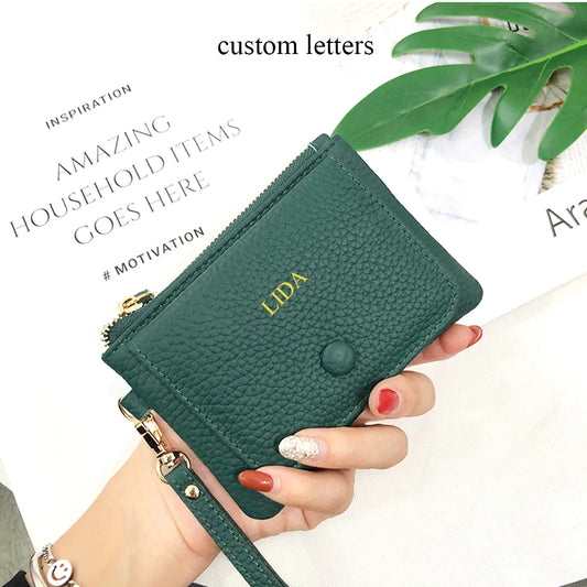Portemonnaie mit Namensgravur aus echtem Leder – Elegantes Damen-Accessoire mit Schlüsselanhänger
