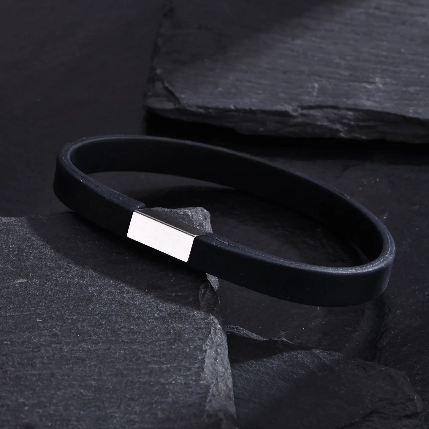 Edelstahl und Silikon-Sportarmband für Männer, personalisierte Namensarmband