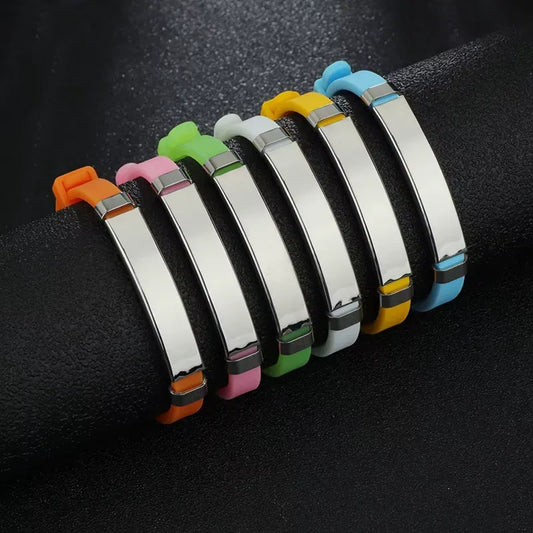 Personalisierbare ID-Armbänder für Jungen und Mädchen, aus weichem Silikon und Edelstahl