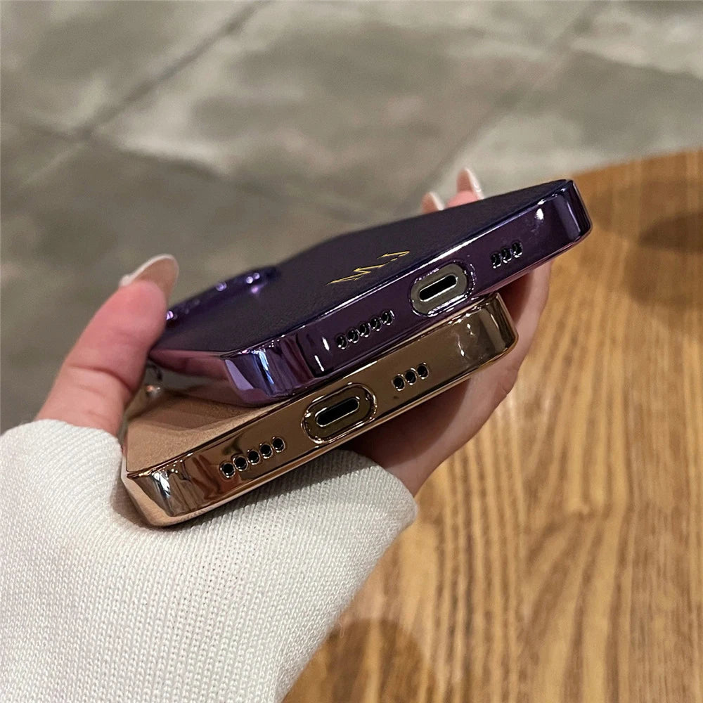 Personalisiertes iPhone-Hülle mit Namensgravur – Leder-Hülle mit Chrom-Bumper für iPhone 13, 14, 15, 16 (Pro, Max)