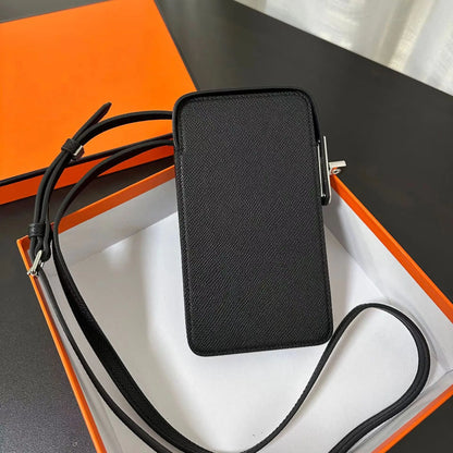 Luxuriöse Handytasche für Frauen aus Echtleder – Personalisiert mit Namensgravur – Stilvolles Crossbody-Accessoire