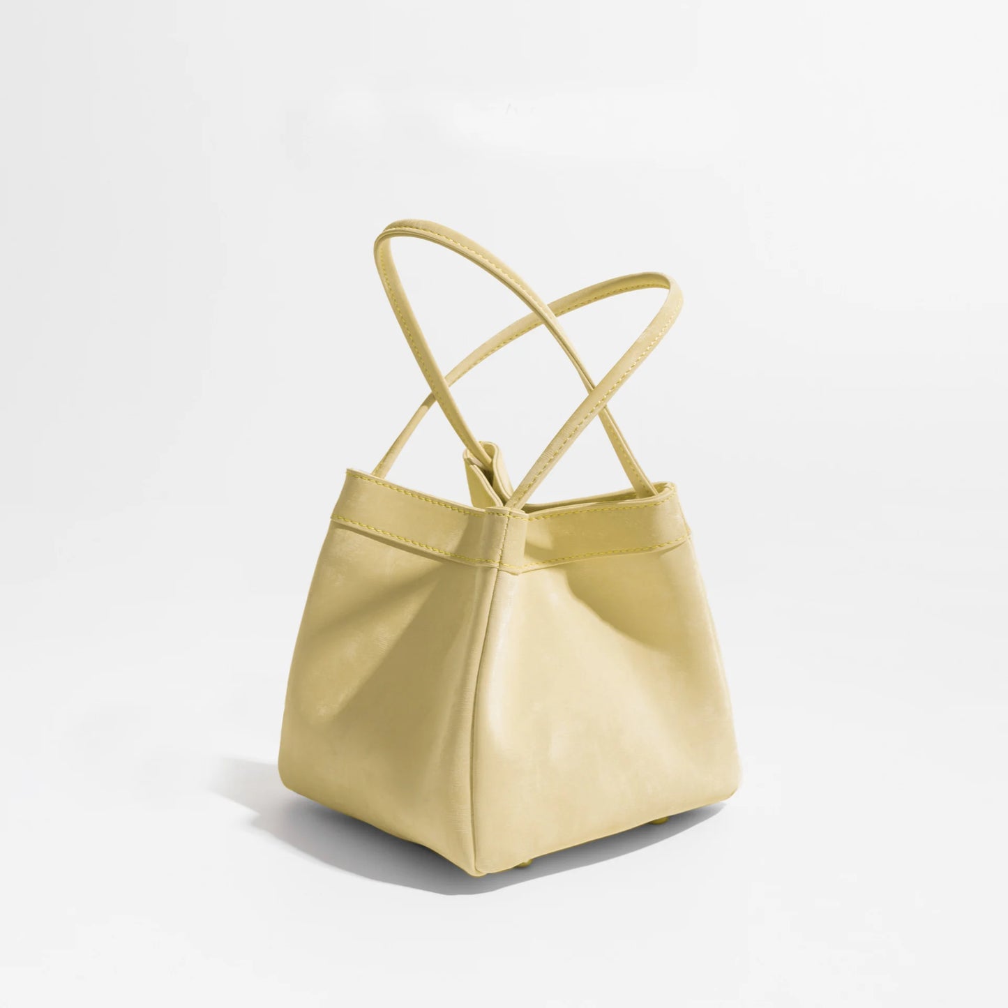 Luxuriöse Damen Bucket Handtasche aus Seide & Wildleder mit Schultergurt – Personalisierbar mit Namen