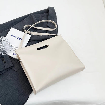 Luxuriöse Laptop-Tasche für Frauen – Personalisiert mit Namensgravur – mit viel Stauraum