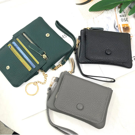 Portemonnaie mit Namensgravur aus echtem Leder – Elegantes Damen-Accessoire mit Schlüsselanhänger
