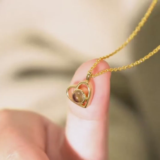 Personalisiertes Projektions-Anhänger mit Foto – viele Design - Individuelles Geschenk für Frauen & Mädchen