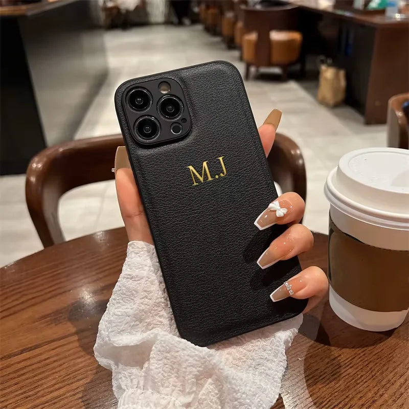 Personalisiertes iPhone-Hülle mit Namensgravur – Leder-Design für iPhone