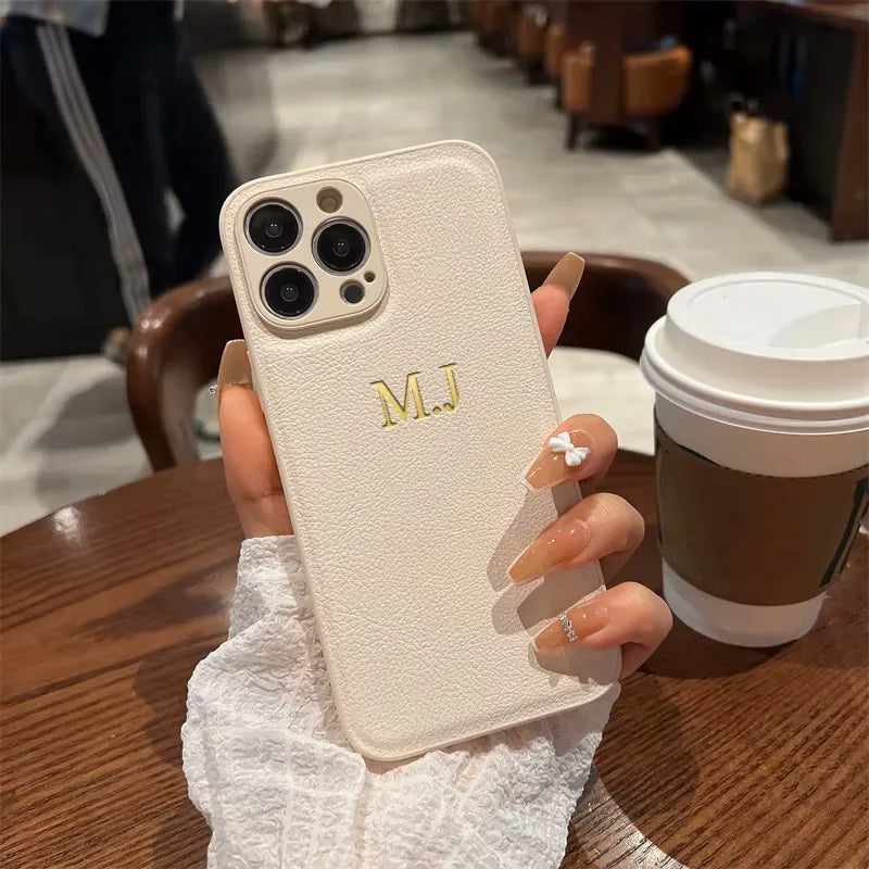 Personalisiertes iPhone-Hülle mit Namensgravur – Leder-Design für iPhone